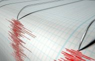 زلزال بقوة 5.8 درجة ضرب جزر منتاواي الإندونيسية