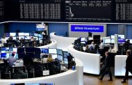 تراجع الأسهم الأوروبية في مستهل التعاملات