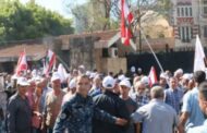 عشرات المتقاعدين في قوى الأمن اقتحموا باحة وزارة الداخلية للمطالبة بلقاء مولوي