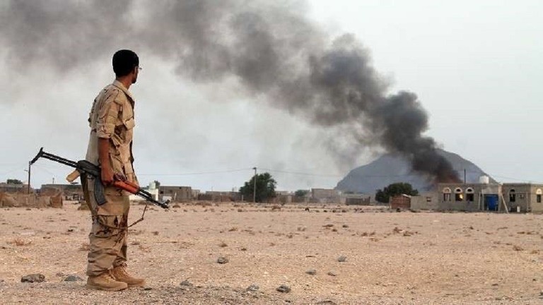 الحوثيون: استهدفنا مطار جيزان جنوب غربي السعودية بطائرة مسيرة من طراز قاصف