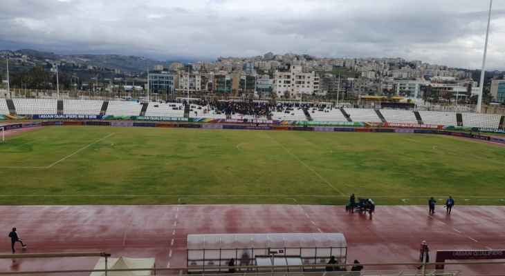 اشكال بين جمهوري لبنان وسوريا في ملعب صيدا البلدي