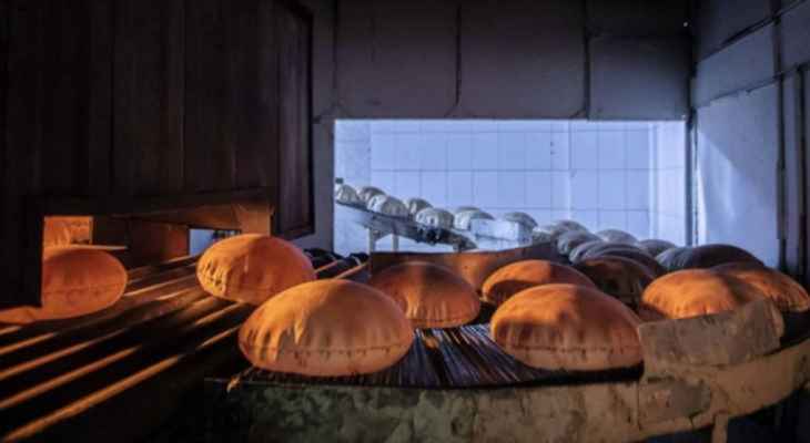 أمن الدولة ختمت أحد الأفران في عكار بالشمع الأحمر بعد اخفائه كمية من الطحين وربطات الخبز