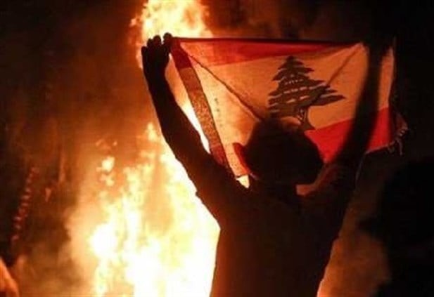 لبنان إلى المرتبة الأولى عالميًّا.. بالانهيار!